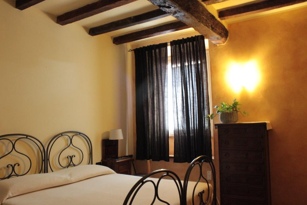 Agriturismo Arte Contadina ฟิโอเร็นซัวลา ดาร์ดา ห้อง รูปภาพ